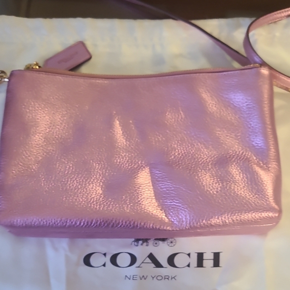Coach Metallic Pink Shoulder Bag - Picture 3 of 8
